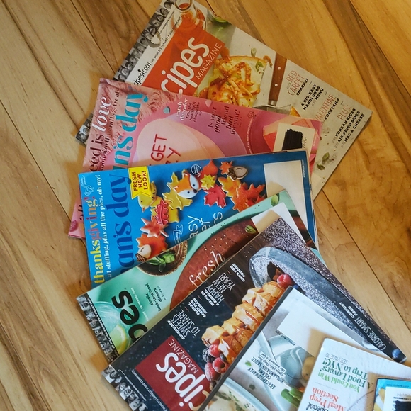 10 Random Cooking Magazines - Picture 3 of 4